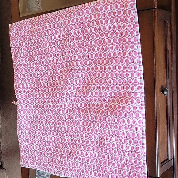Amazon.com: Pine Cone Hill Trio Fuchsia Duvet Sham, Euro  (2) Pine Cone Hill TYLER euro sham - Fuschia.